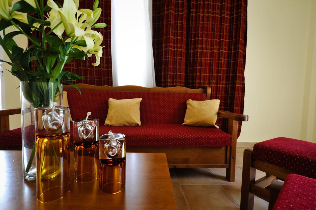 Verga Apartments & Suites Καλαμάτα Εξωτερικό φωτογραφία